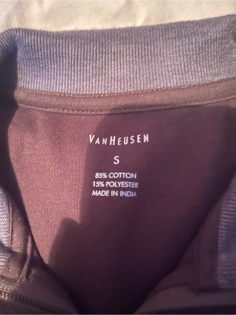Men Sweater Subcategory Identification - Picture 2 of 4